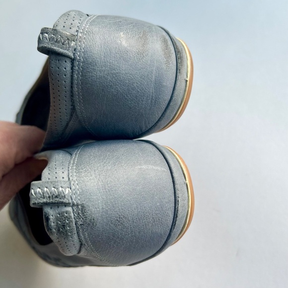 Ecco Grey Blue Leather Rubber Outsole Flats size EUR 41, US 10.5 - Picture 15 of 16